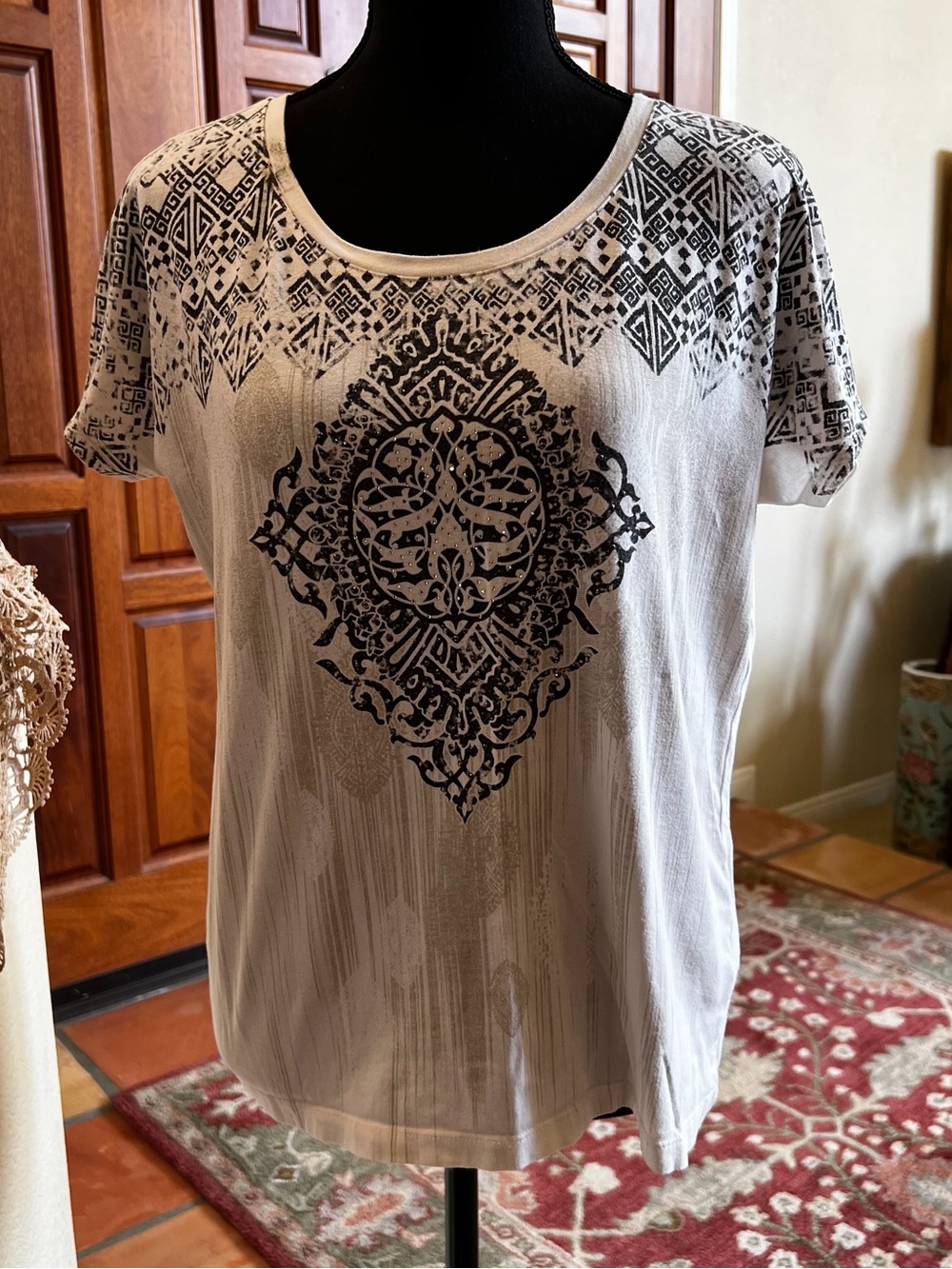 Zenergy By Chico’s White Black Damask Pattern Rhinestones Size 1 S